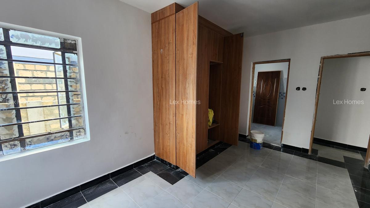 3 Bed House with En Suite at Rimpa Road - 12