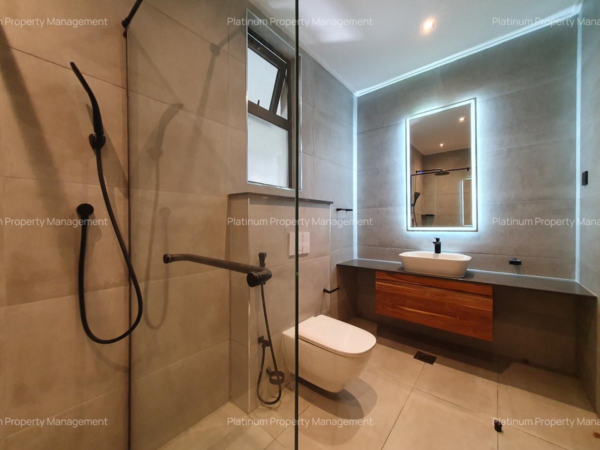 3 Bed Apartment with En Suite at Spring Valley - 12