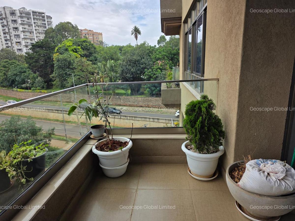 3 Bed Apartment with En Suite in Westlands Area - 1