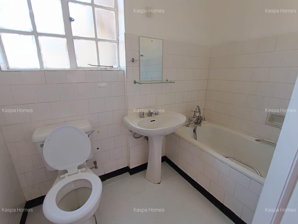 4 Bed House with En Suite in Karen - 15