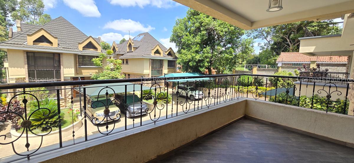 5 Bed Townhouse with En Suite in Lavington - 8