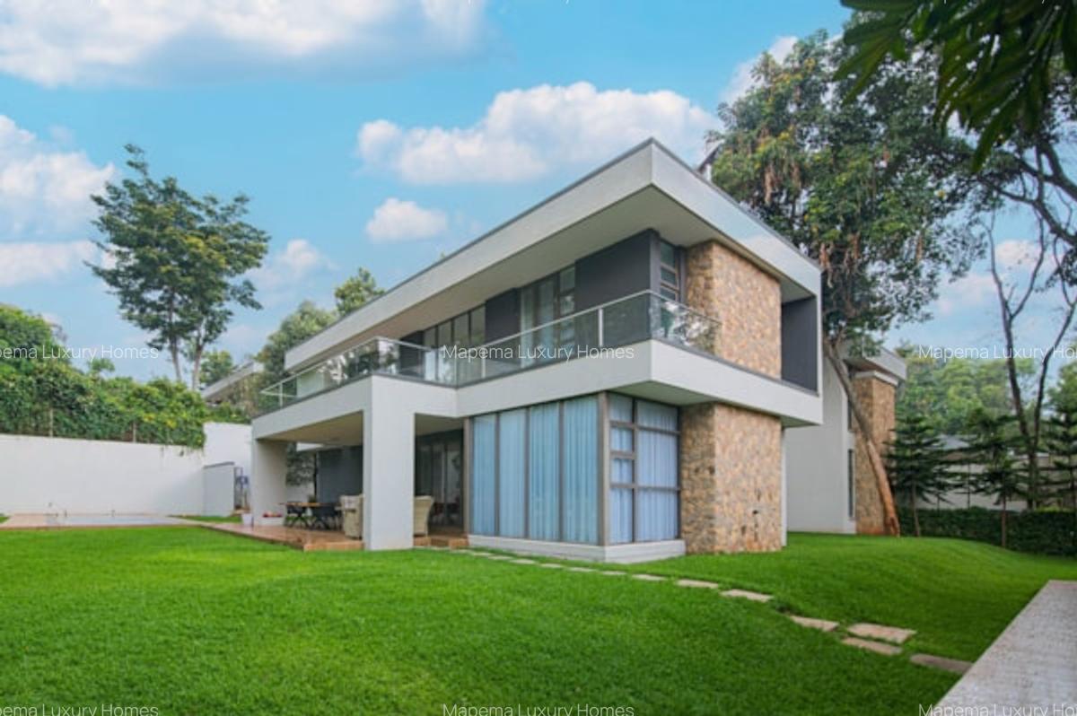 5 Bed House with En Suite at Miotoni - 8