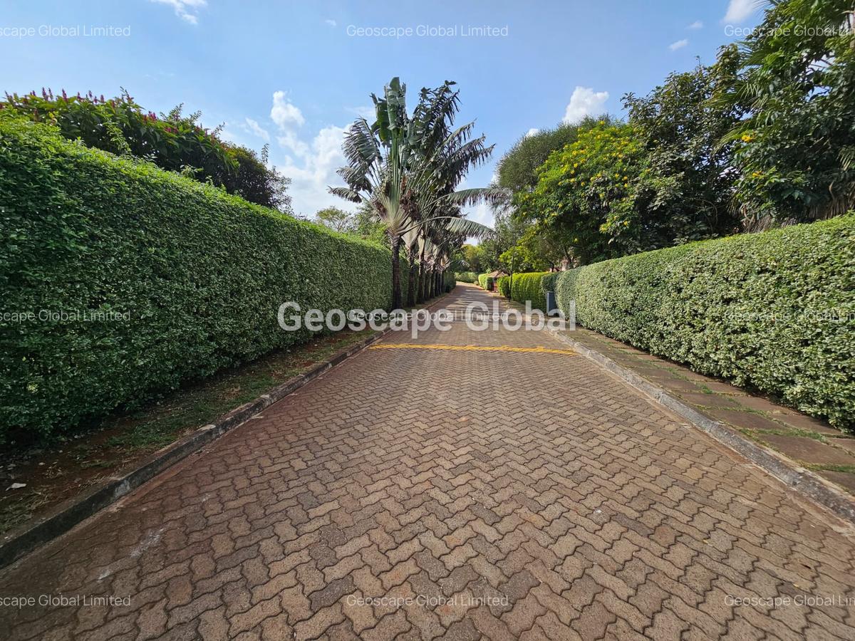 4 Bed House with En Suite in Runda - 7