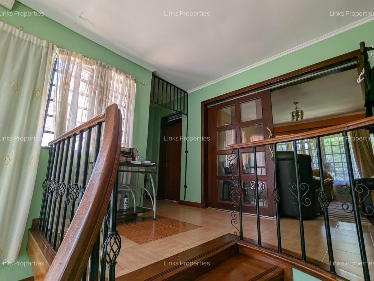 5 Bed Townhouse with En Suite at Karen - 4