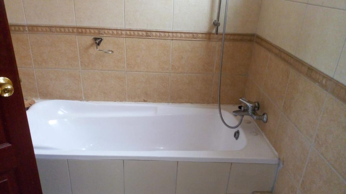 4 Bed Townhouse with En Suite at Lavington - 4