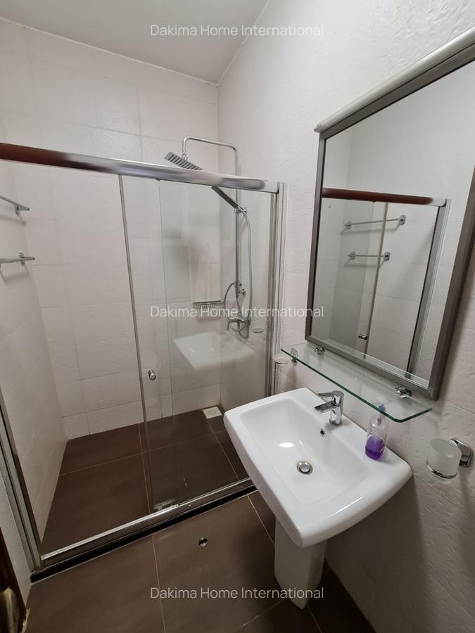 4 Bed Apartment with En Suite in General Mathenge - 13