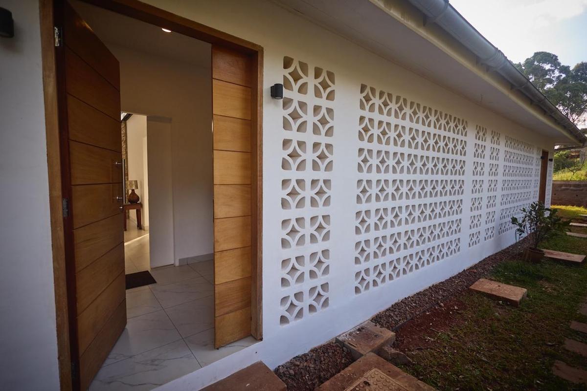 2 Bed Townhouse with En Suite at Kinanda Road - 18