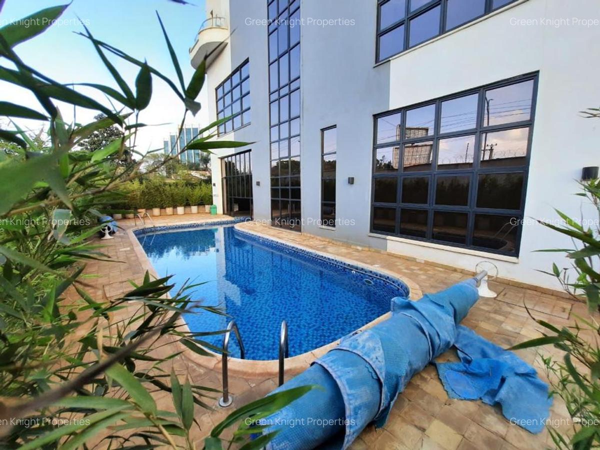 Serviced 3 Bed Apartment with En Suite in Westlands Area - 7