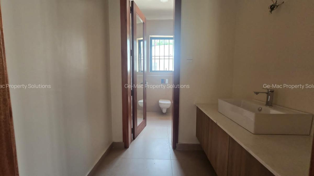 5 Bed House with En Suite in Loresho - 20