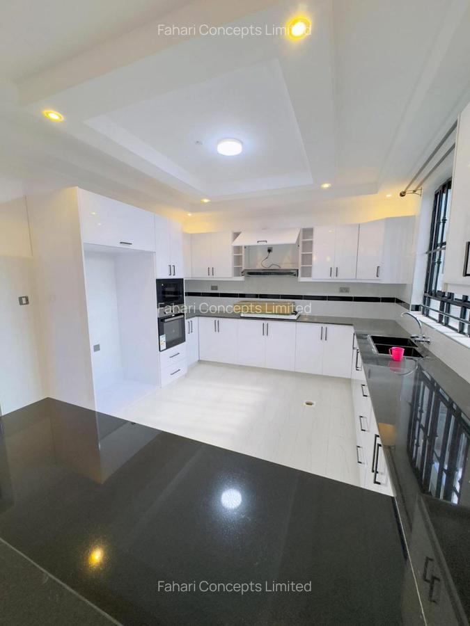 3 Bed Villa with En Suite at Mugutha - 6