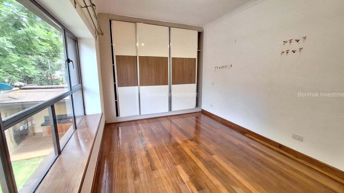 5 Bed Townhouse with En Suite at Kaputei Gardens - 8