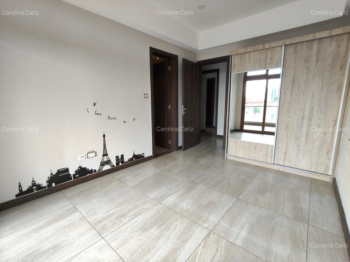 3 Bed Apartment with En Suite in Gigiri - 19