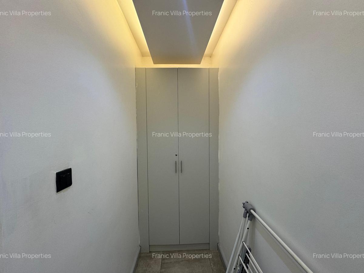 Serviced 1 Bed Apartment with En Suite at Church Road - 11