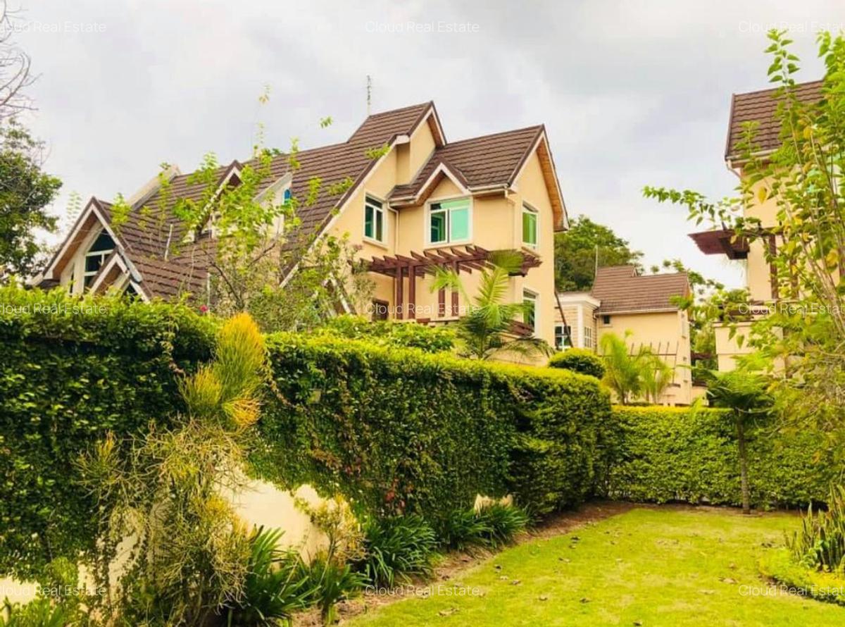 5 Bed Villa with En Suite in Lavington - 3