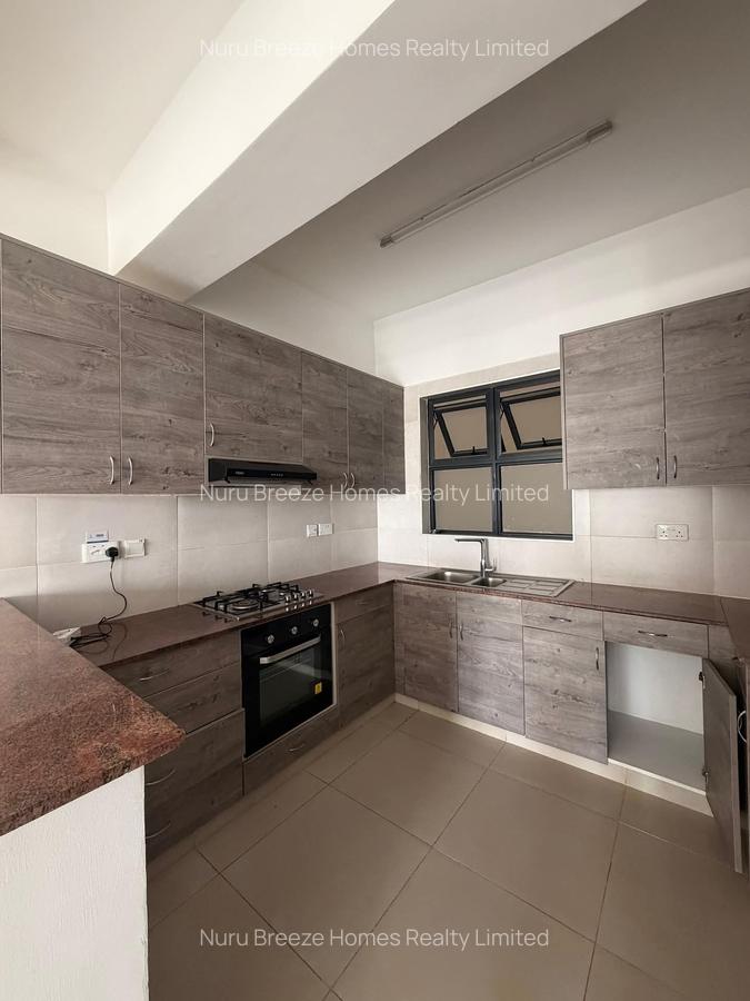 2 Bed Apartment with En Suite in Westlands Area - 3