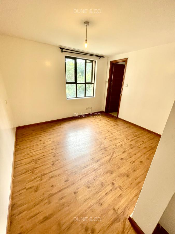 2 Bed Apartment with En Suite in Riverside - 9