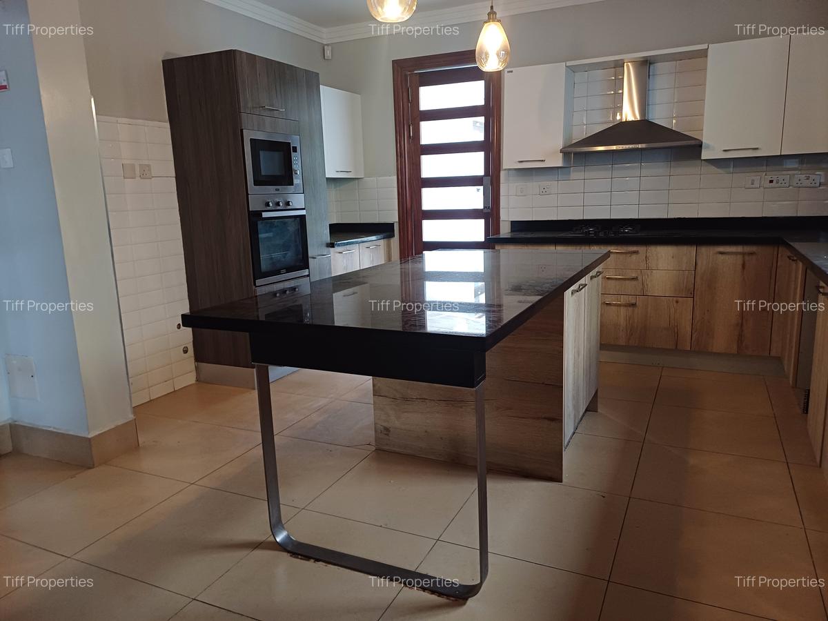 5 Bed Townhouse in Karen - 7