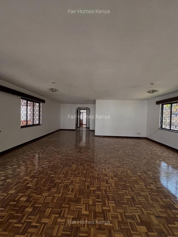 5 Bed Townhouse with En Suite at Kirichwa Road - 3