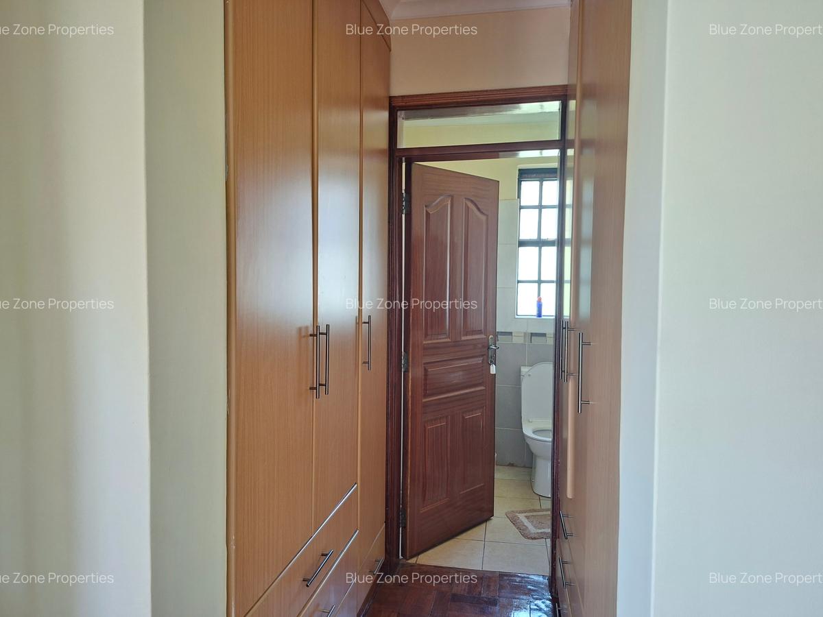 4 Bed Townhouse with En Suite at Off Glory Rd - 12