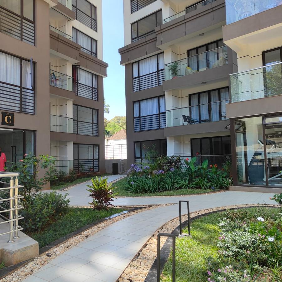 3 Bed Apartment with En Suite at Riverside Drive - 1