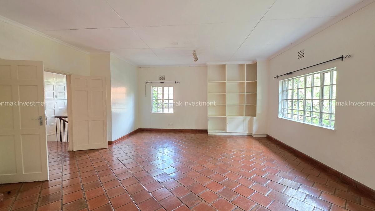 4 Bed House with En Suite at Muthangari Road - 9