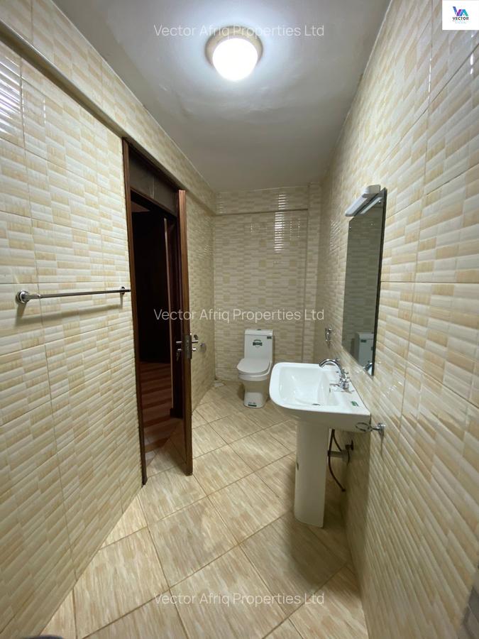 3 Bed Apartment with En Suite in Syokimau - 12