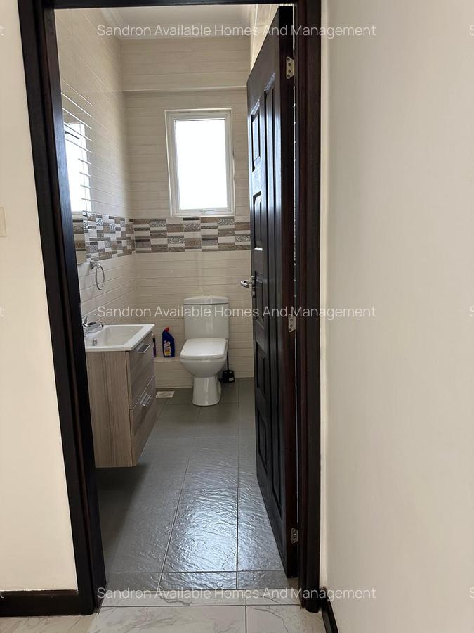 Serviced 2 Bed Apartment with En Suite in Westlands Area - 5