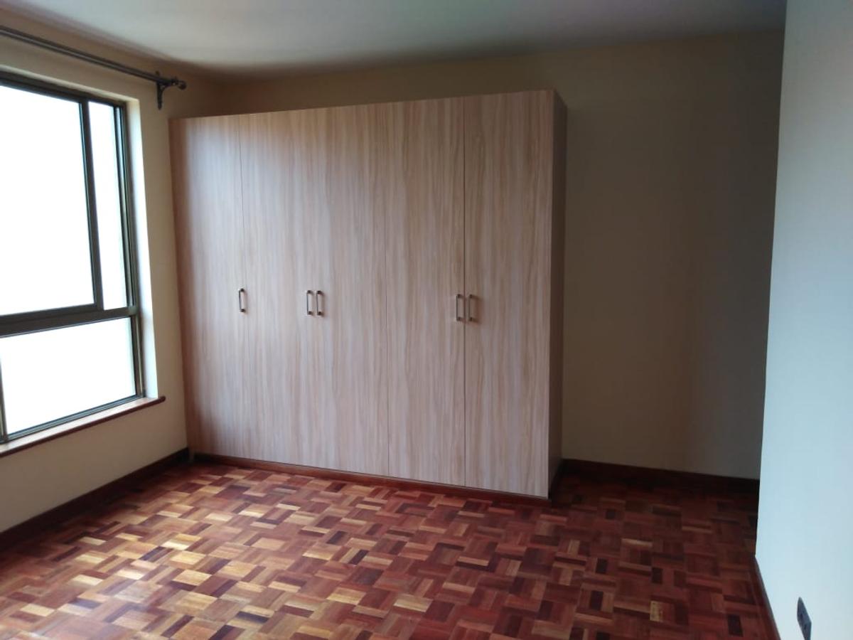 3 Bed Apartment with En Suite in Kileleshwa - 4