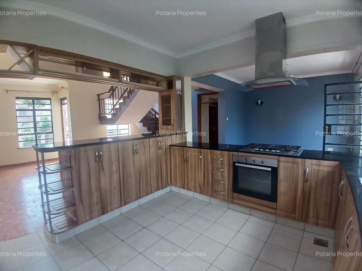 4 Bed Apartment with En Suite in Kilimani - 6