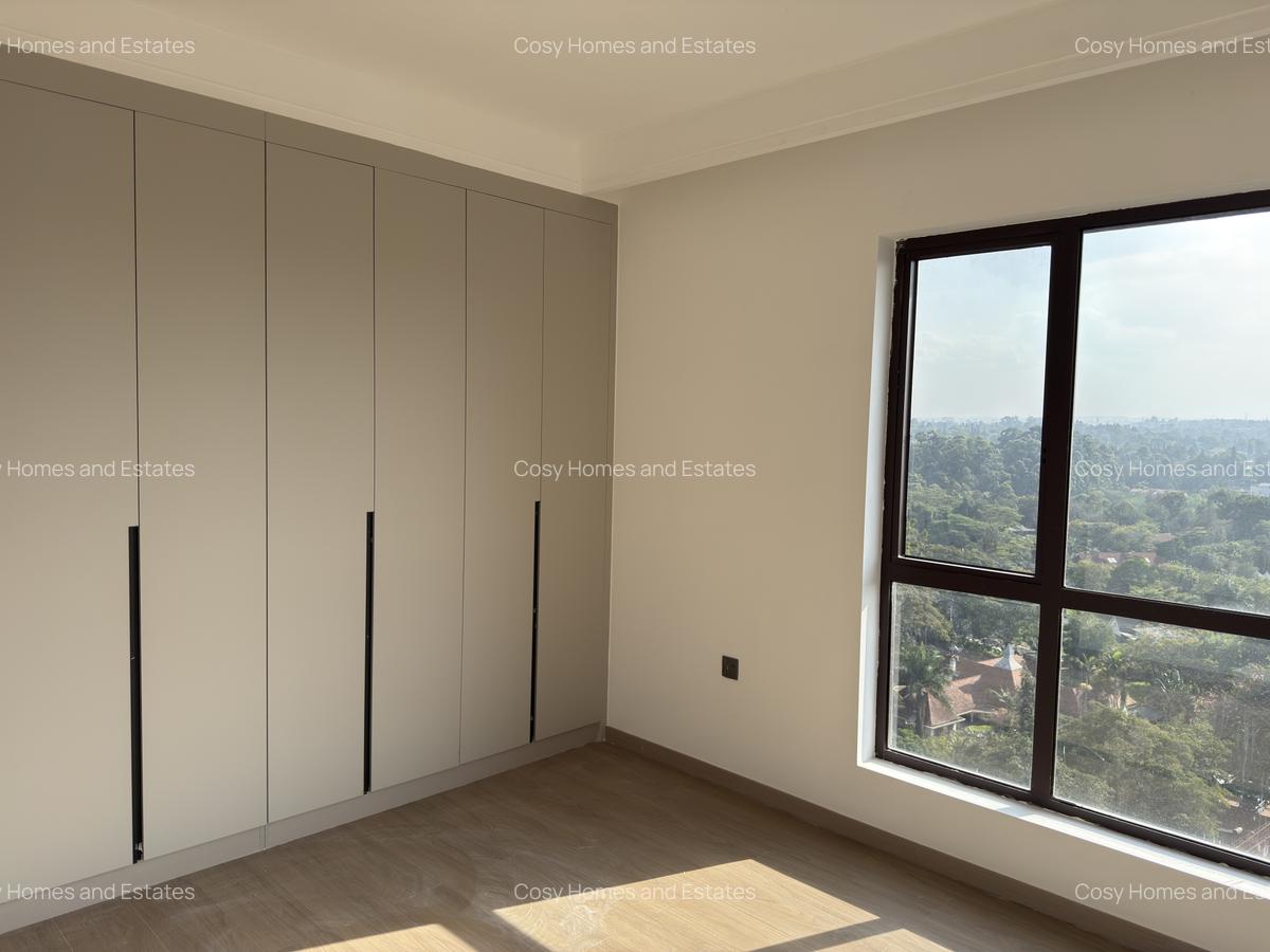 3 Bed Apartment at Riverside Drive - 6