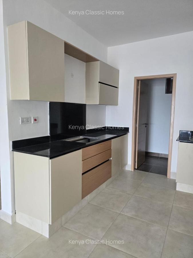 2 Bed Apartment with En Suite at Arklands - 5