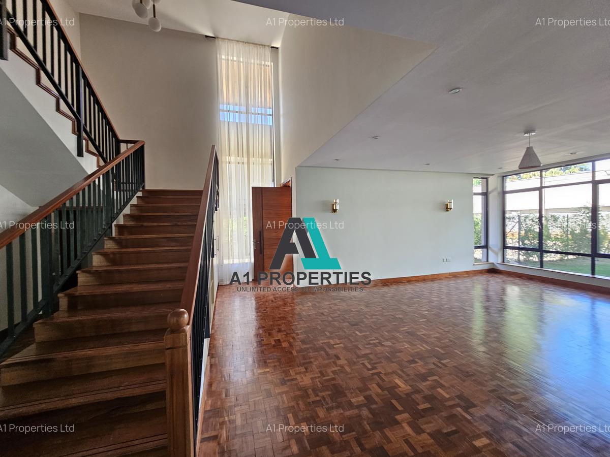 5 Bed Townhouse with En Suite in Lavington - 17