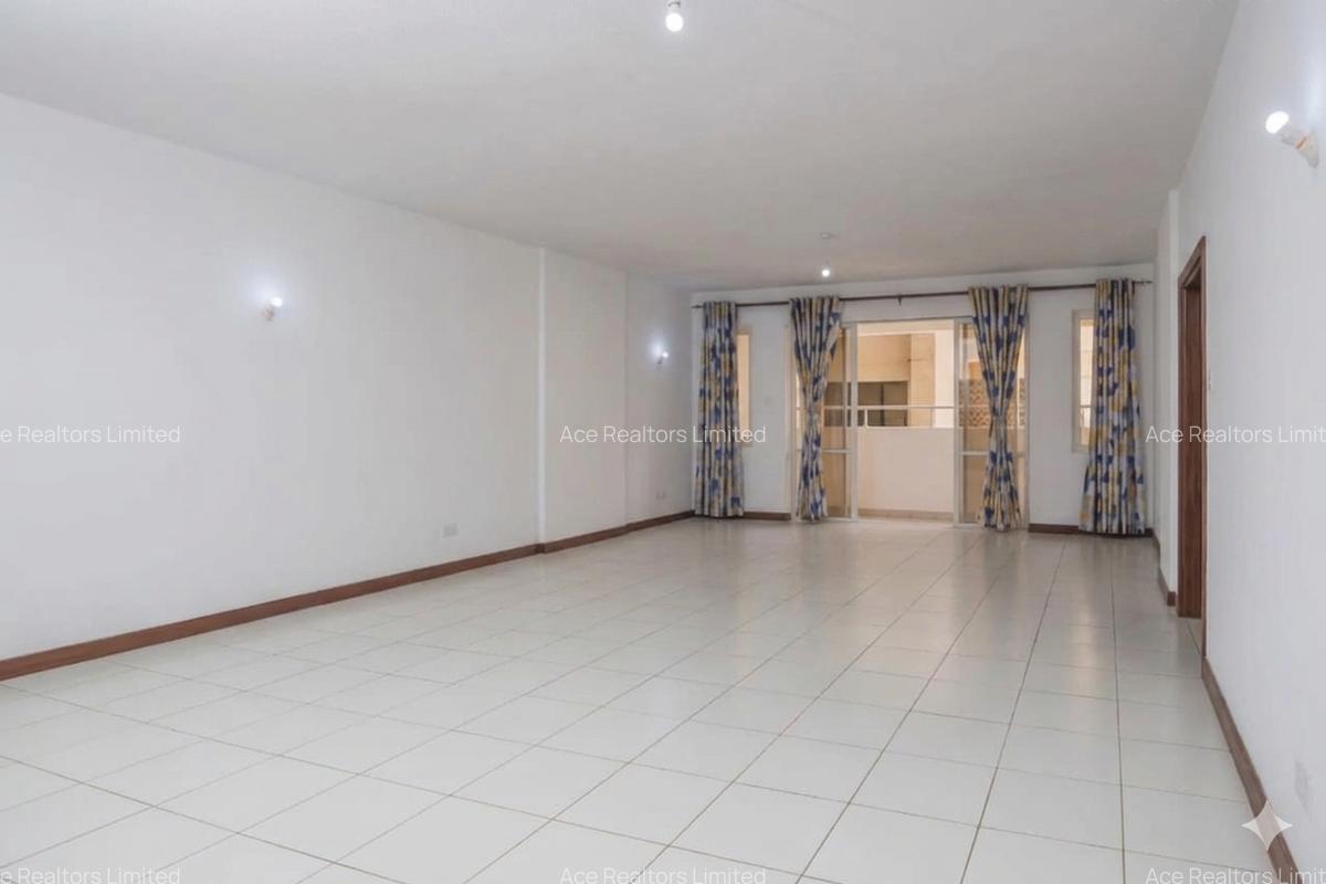 2 Bed Apartment with En Suite at Brookside Drive - 6