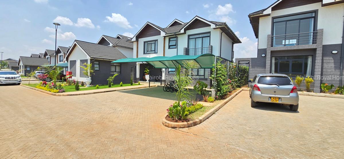 4 Bed Villa with En Suite at Five-Star Paradise - 1