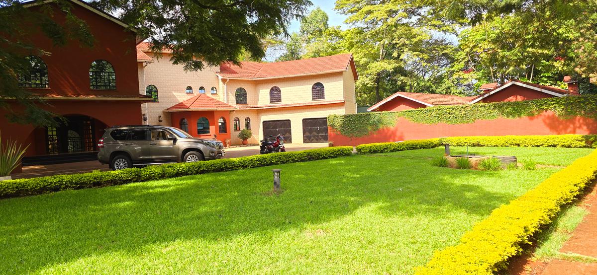 Commercial Property with Service Charge Included at Runda Grove - 16