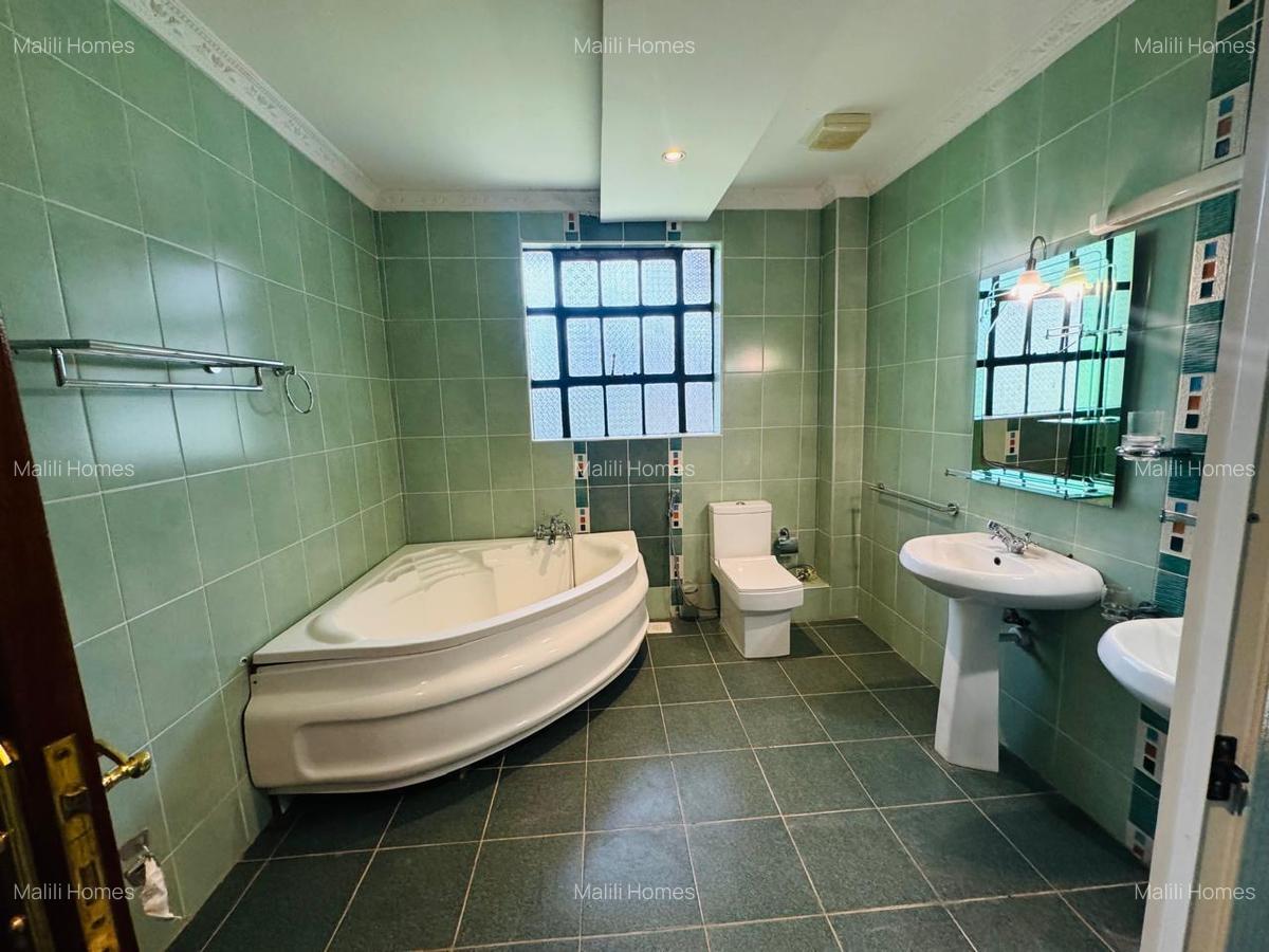 4 Bed Apartment in Karen - 7