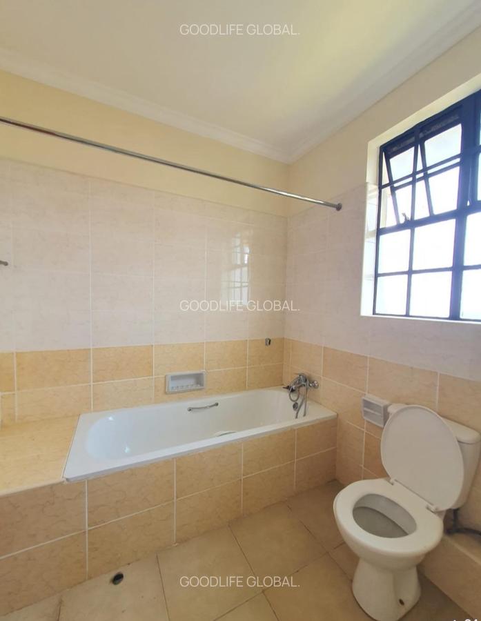 4 Bed House with En Suite at Loresho - 16