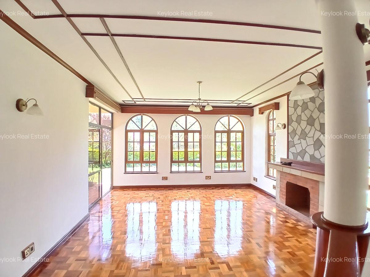 4 Bed Townhouse with En Suite at Lavington Green - 13