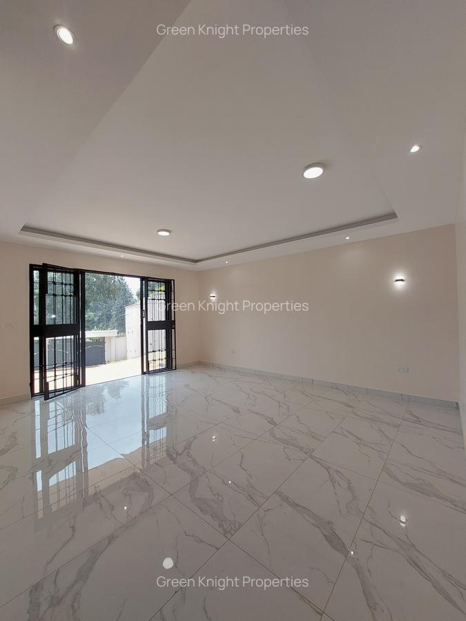 2 Bed Townhouse with En Suite in Thigiri - 6