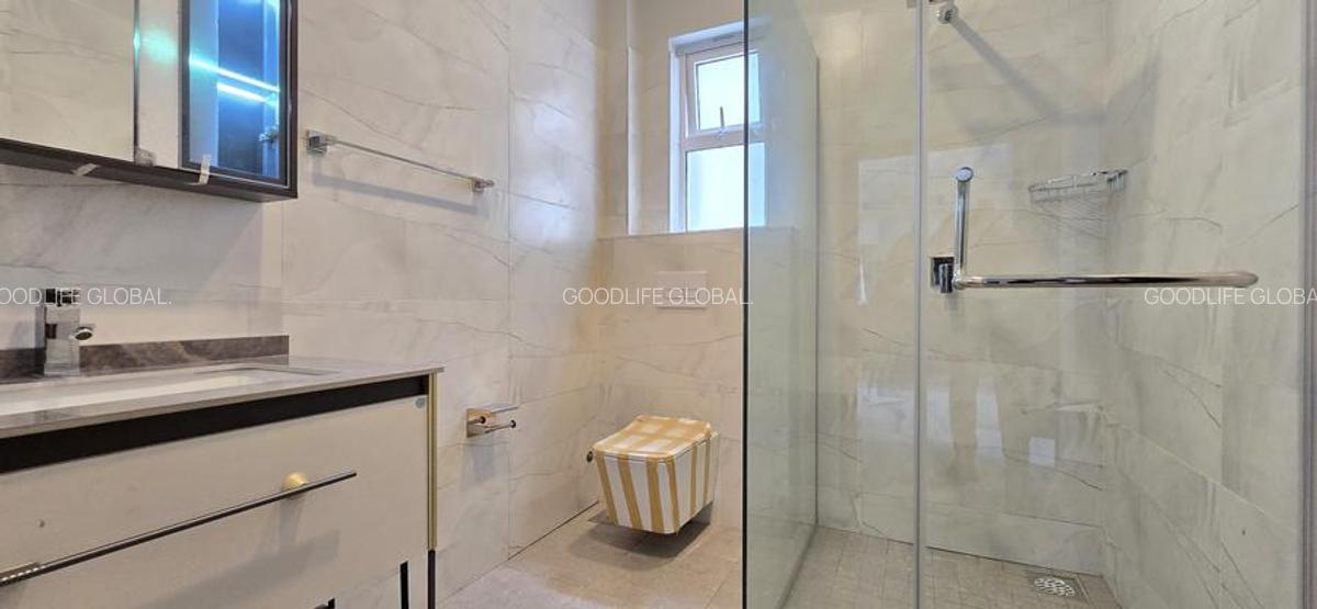 2 Bed Apartment with En Suite at Riverside - 9