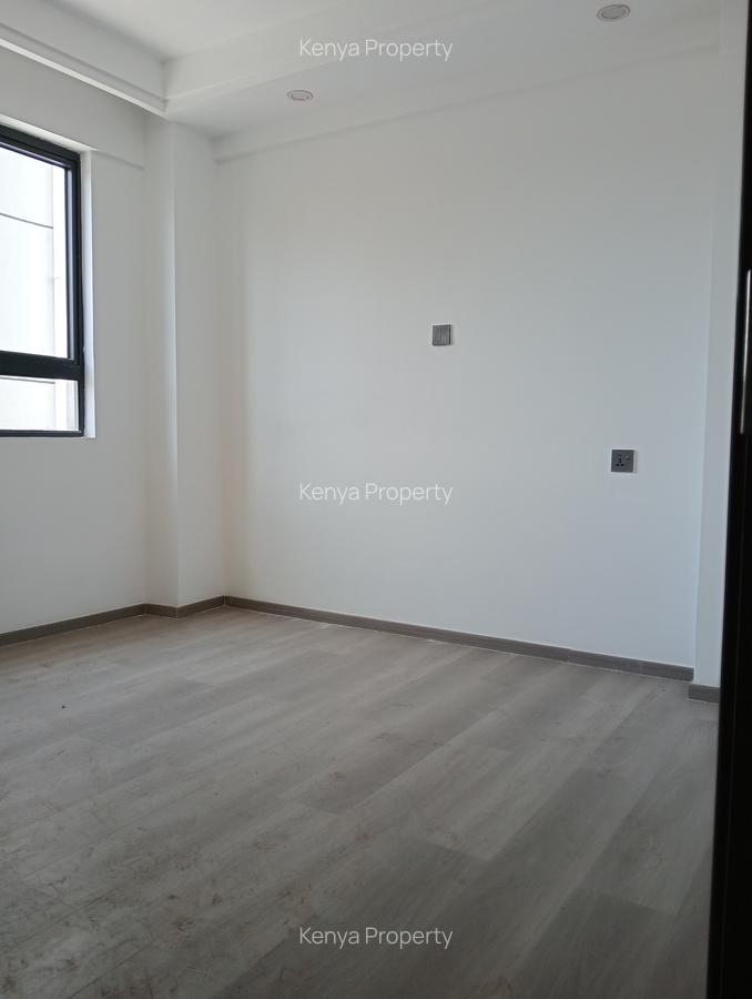 1 Bed Apartment with Swimming Pool in Valley Arcade - 18