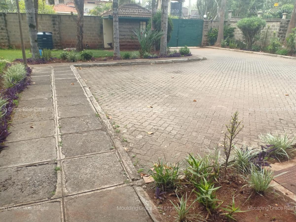 4 Bed House with En Suite in Karen - 16