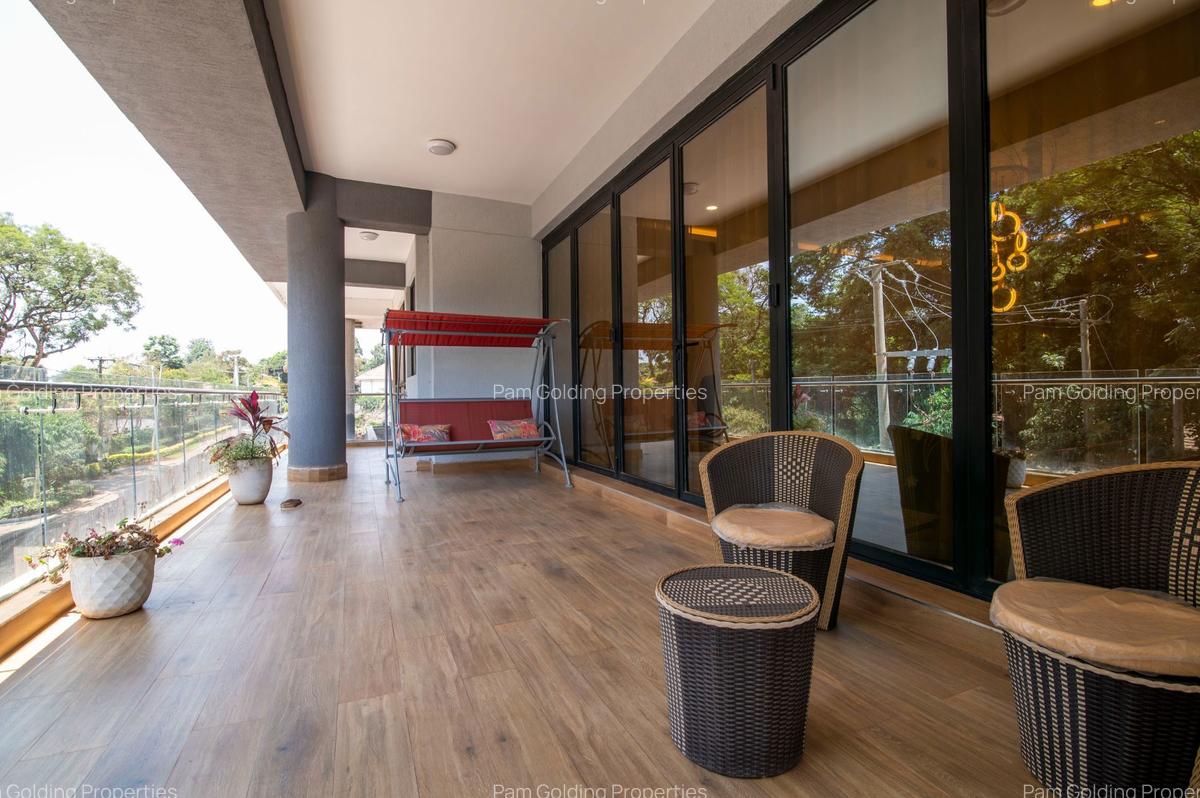 4 Bed Apartment with En Suite in Spring Valley - 8