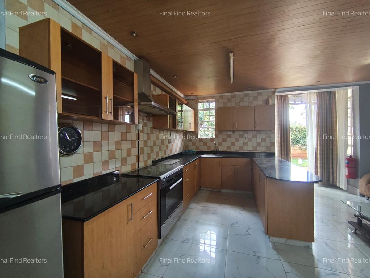 3 Bed House with En Suite in Runda - 10