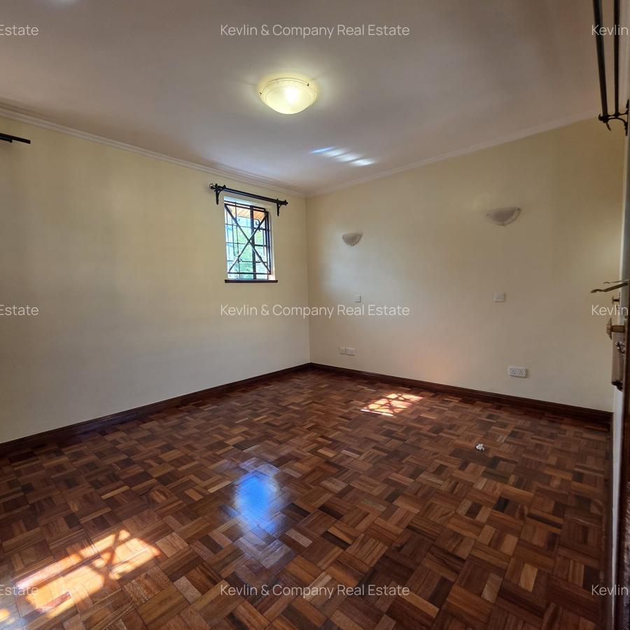 5 Bed Townhouse with En Suite in Kileleshwa - 17