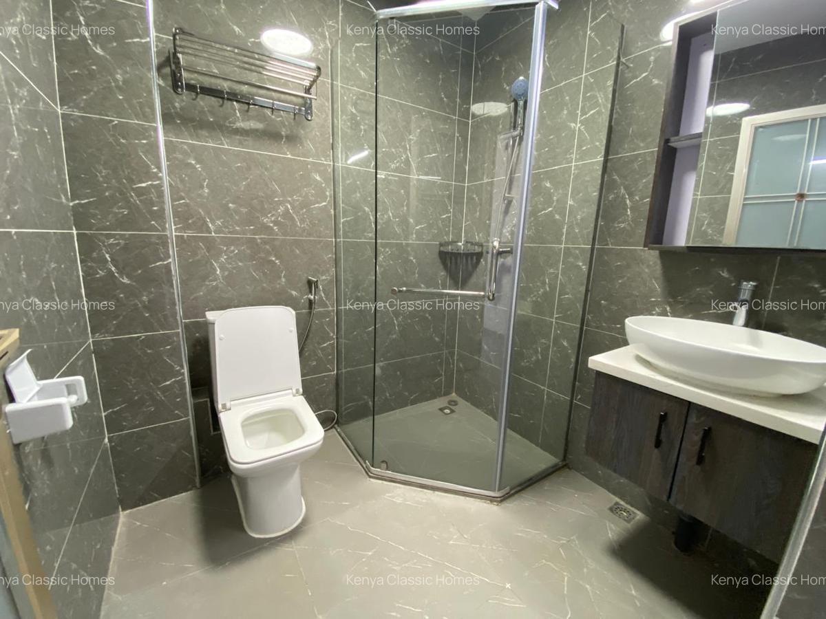 3 Bed Apartment with En Suite at Lavington - 2