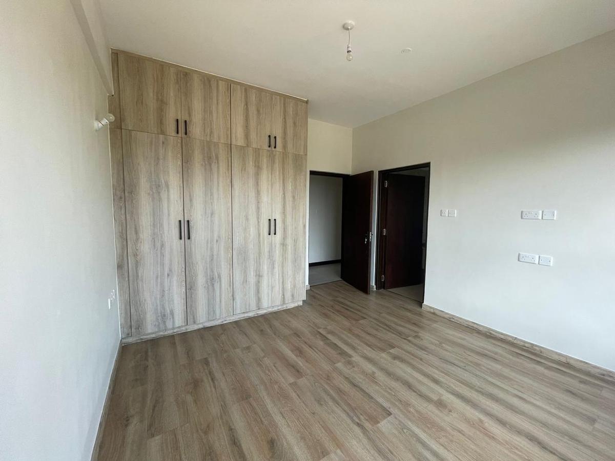 3 Bed Apartment with En Suite in Parklands - 15