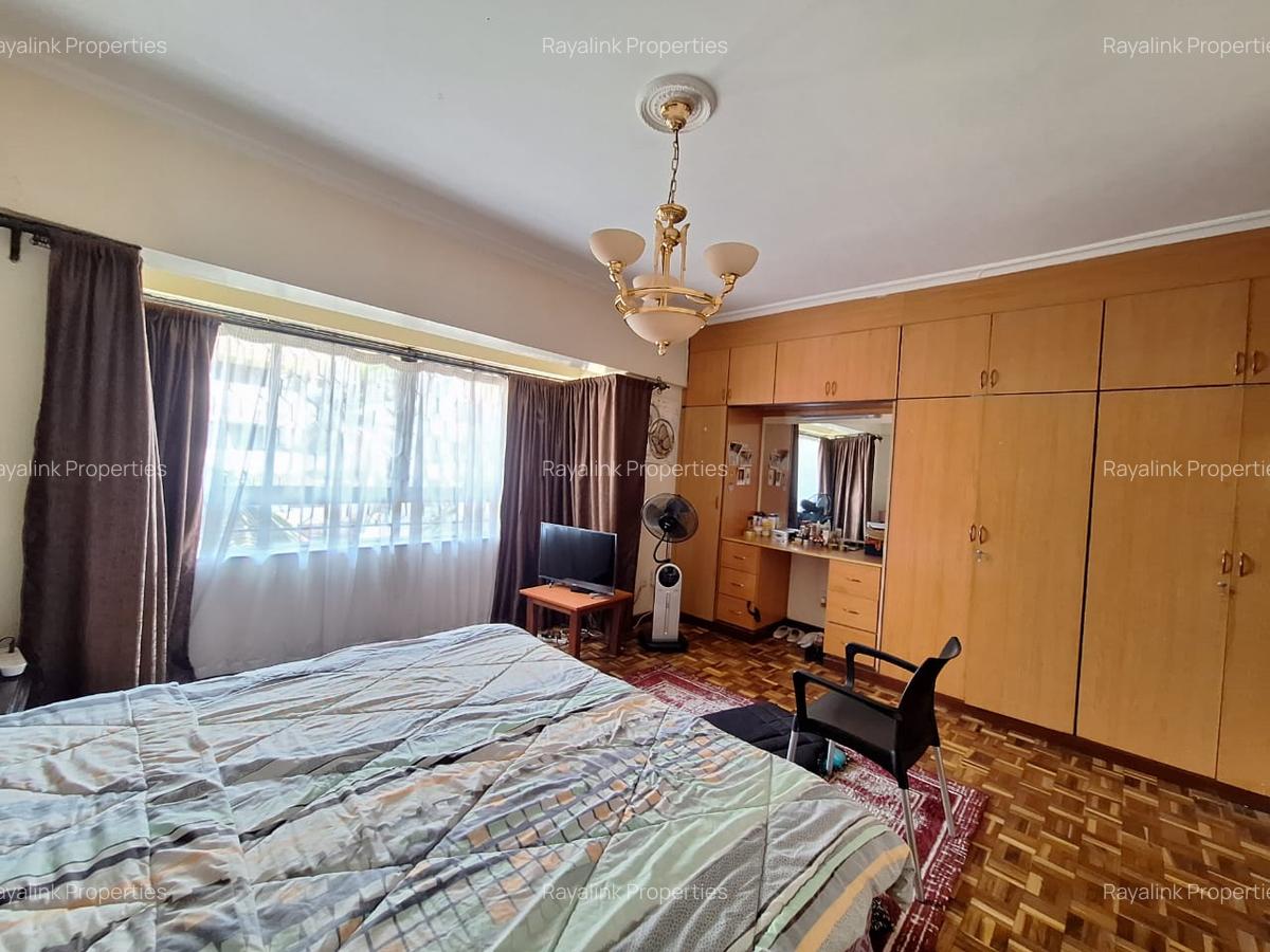 3 Bed Apartment with En Suite at Kilimani - 10