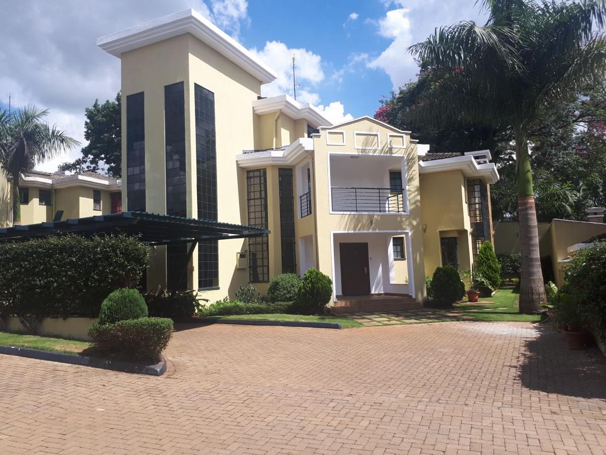 5 Bed Townhouse in Lavington - 2