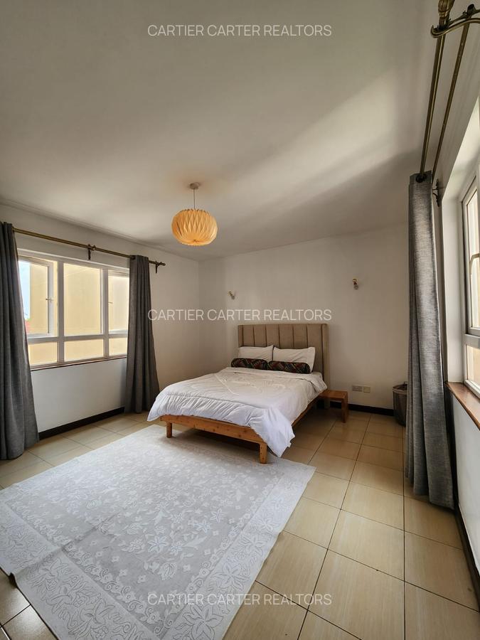 Serviced 2 Bed Apartment with En Suite in Brookside - 7